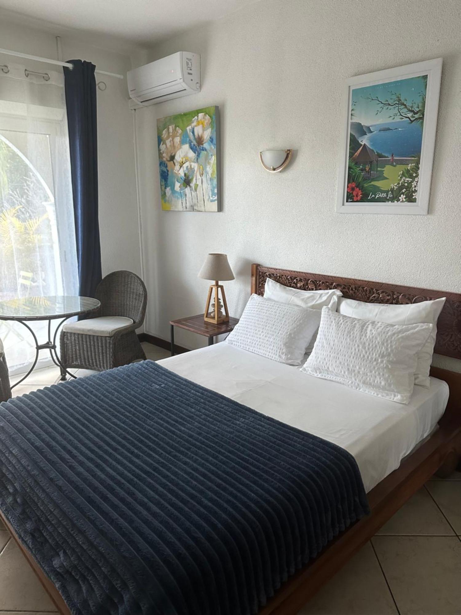 Hotel Residence Le Phoenix แซ็ง-ปีแยร์ ภายนอก รูปภาพ